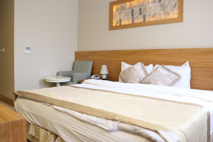 ılgaz akbak otel çift kişilik odalar, ılgaz akbak otel üç kişilik odalar, ılgaz akbak otel oda fotoğrafları, ılgaz akbak otel konforu