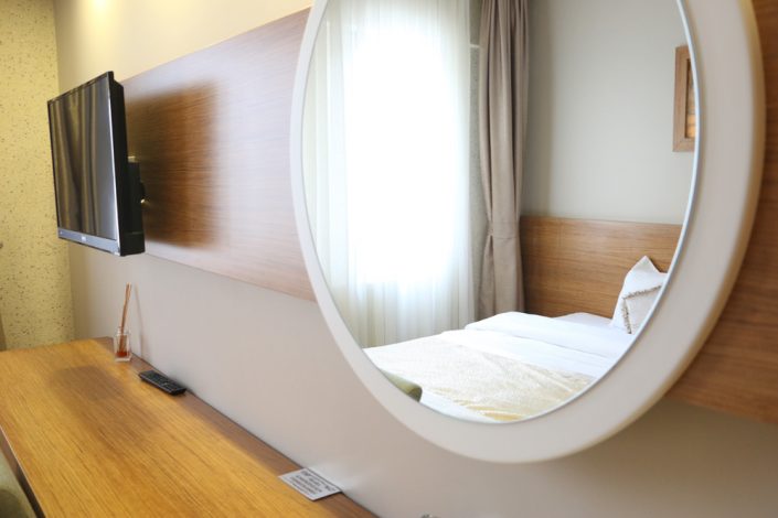 ılgaz akbak otel çift kişilik odalar, ılgaz akbak otel üç kişilik odalar, ılgaz akbak otel oda fotoğrafları, ılgaz akbak otel konforu