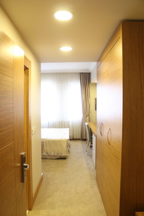 ılgaz akbak otel çift kişilik odalar, ılgaz akbak otel üç kişilik odalar, ılgaz akbak otel oda fotoğrafları, ılgaz akbak otel konforu